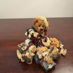 Vintage Boyds Bears & Friends “Kringle and Company” figurine